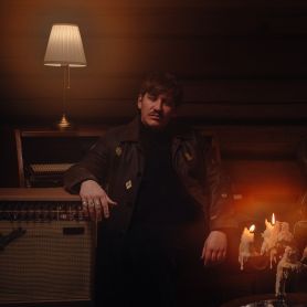 "Between Us" Tour 2025 - A Night of Songs & Stories